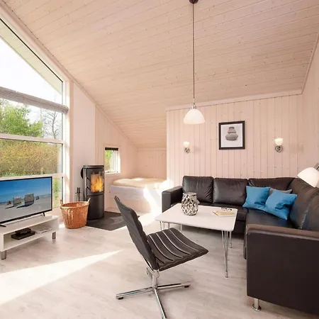 Strandhaus Fuer 6 Gaeste Гросенброде