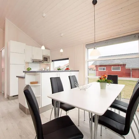 Strandhaus Fuer 6 Gaeste Апартаменты Гросенброде