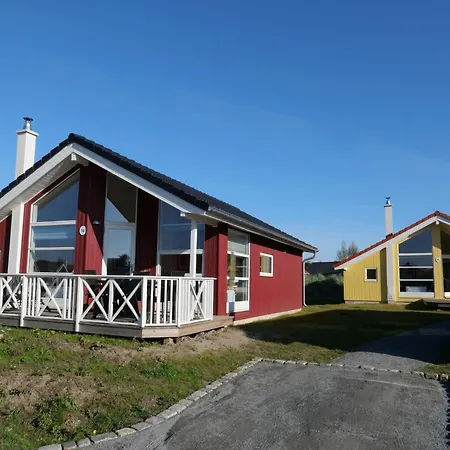 Апартаменты Strandhaus Fuer 6 Gaeste Гросенброде
