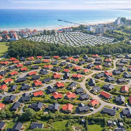 Strandhaus Fuer 6 Gaeste Апартаменты *